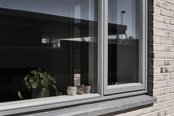 Billede af træ/alu vindue